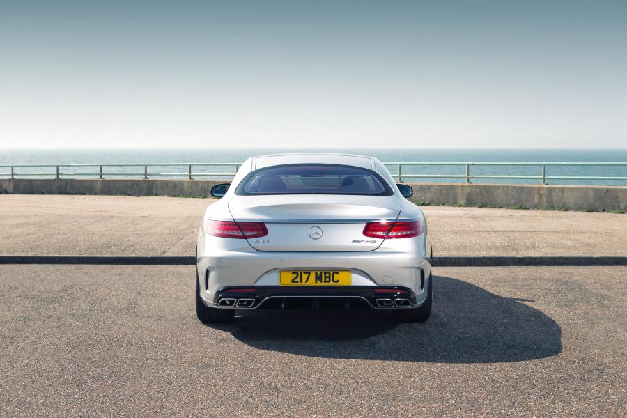  Mercedes-Benz S63 AMG Coupe 2014 года  (UK) (фото 13 из 24)